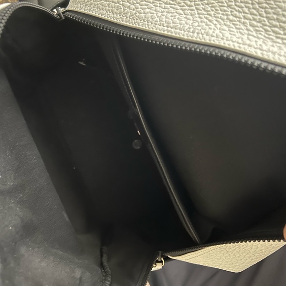 Sold - Picture 4 of 9